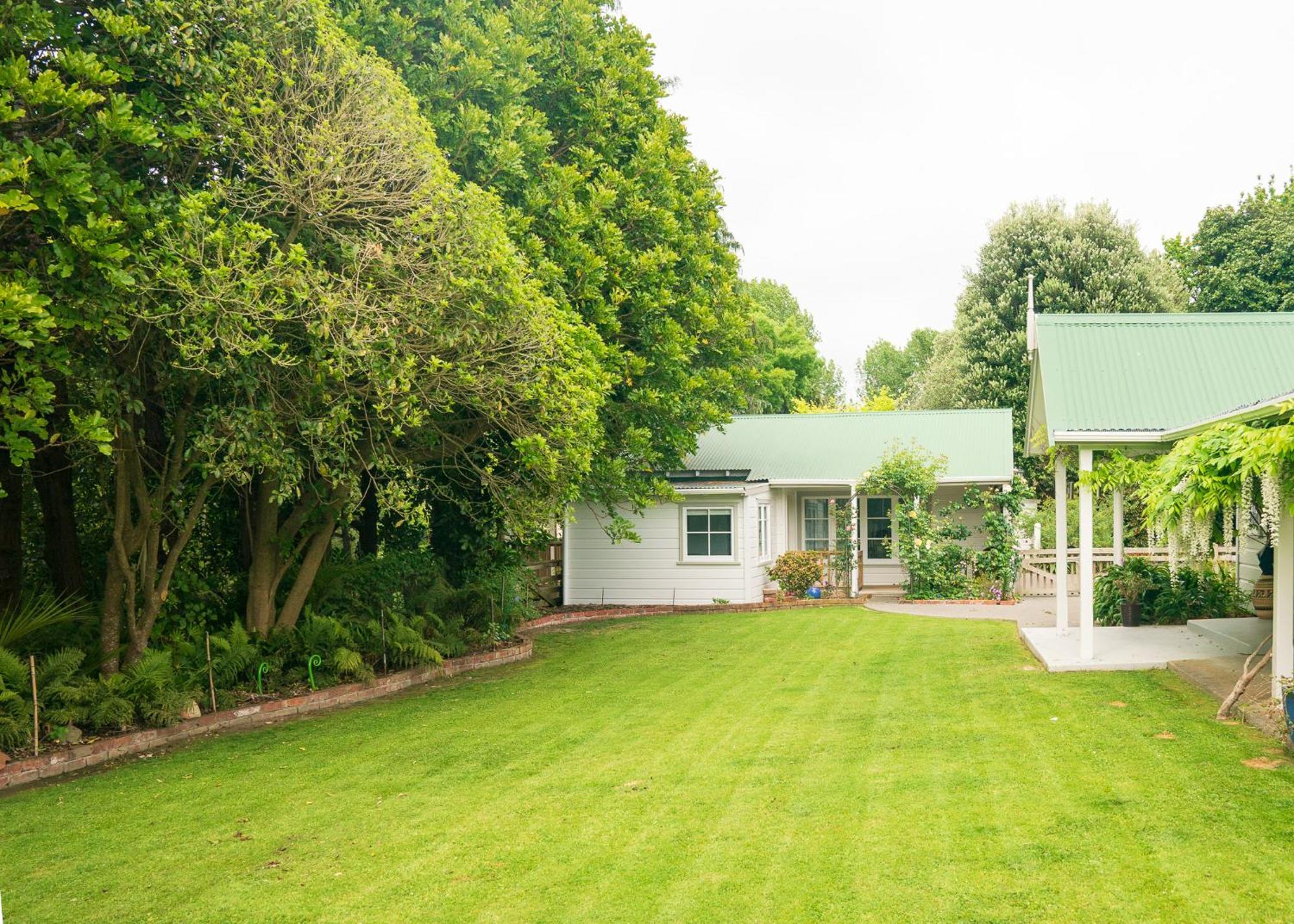 Birdsong Cottage ปาราปาราออมู ภายนอก รูปภาพ
